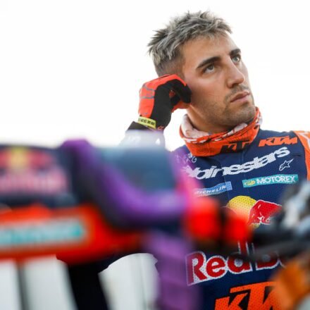 Luciano Benavides, el líder del Dakar que corre con una rodilla destrozada | Deportes