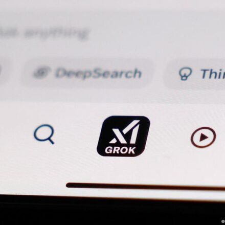 Grok ahora solo permite desnudar personas en versión de pago