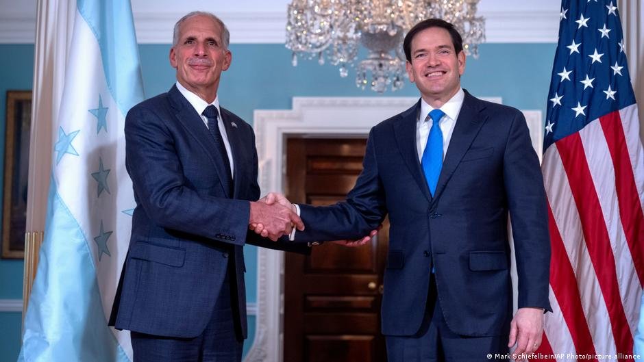 Marco Rubio recibe al hondureño Asfura tras reñidos comicios